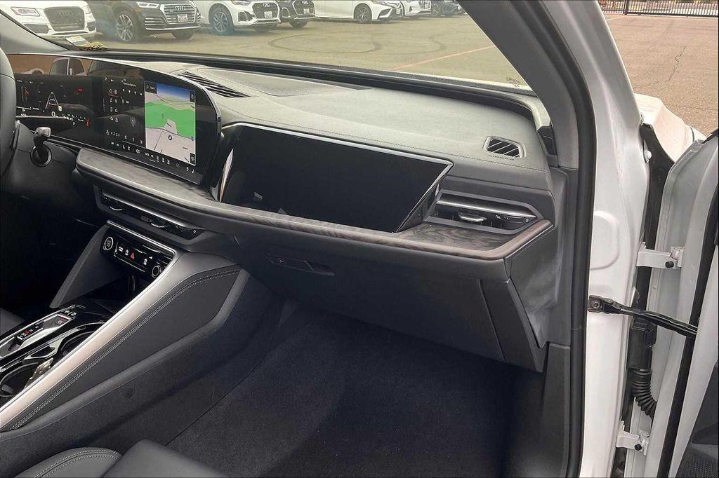 new 2025 Audi Q5 car, priced at $61,300