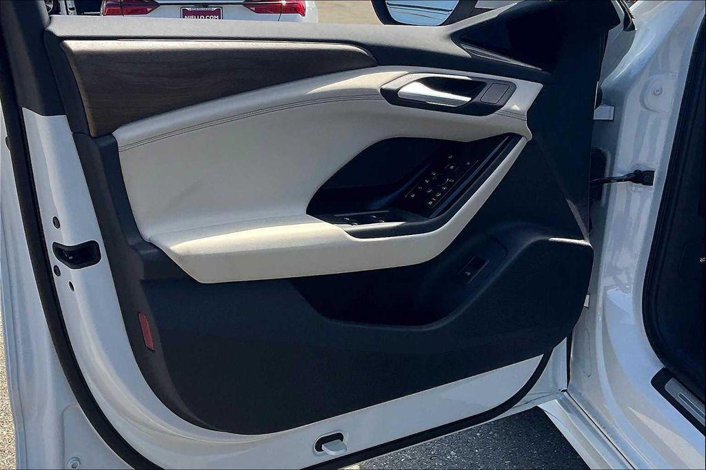 new 2025 Audi A6 e-tron car, priced at $69,690