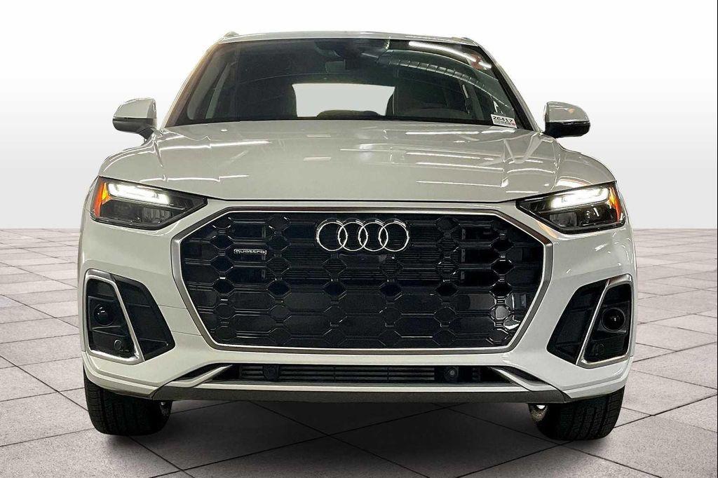 new 2025 Audi Q5 car, priced at $60,190
