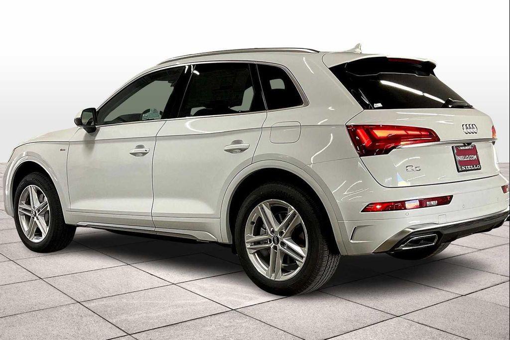 new 2025 Audi Q5 car, priced at $60,190