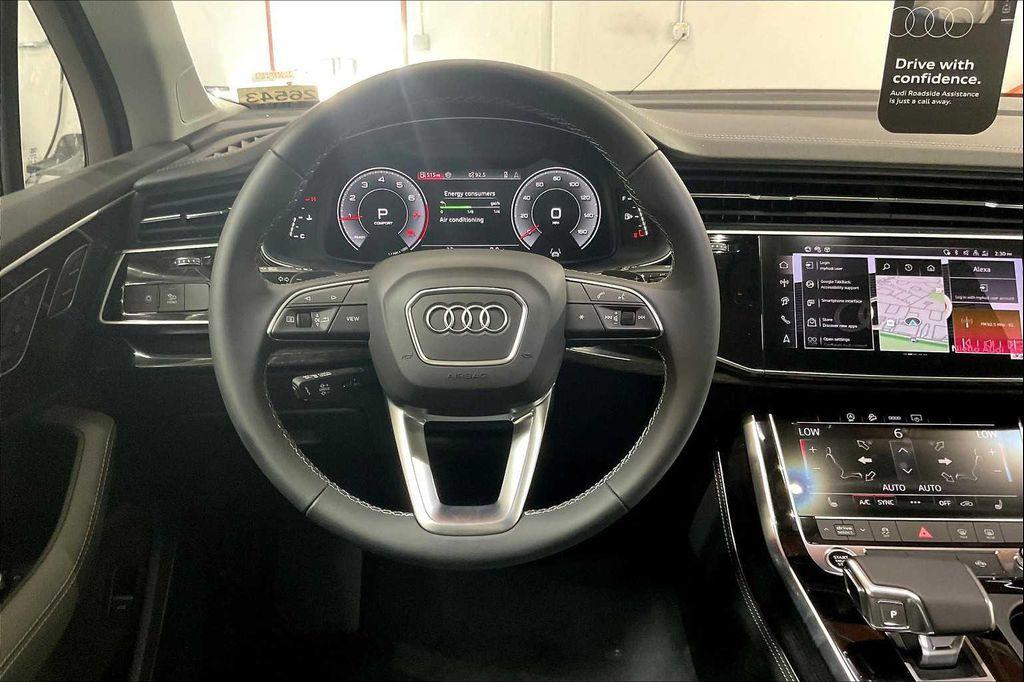 new 2025 Audi Q7 car, priced at $76,050