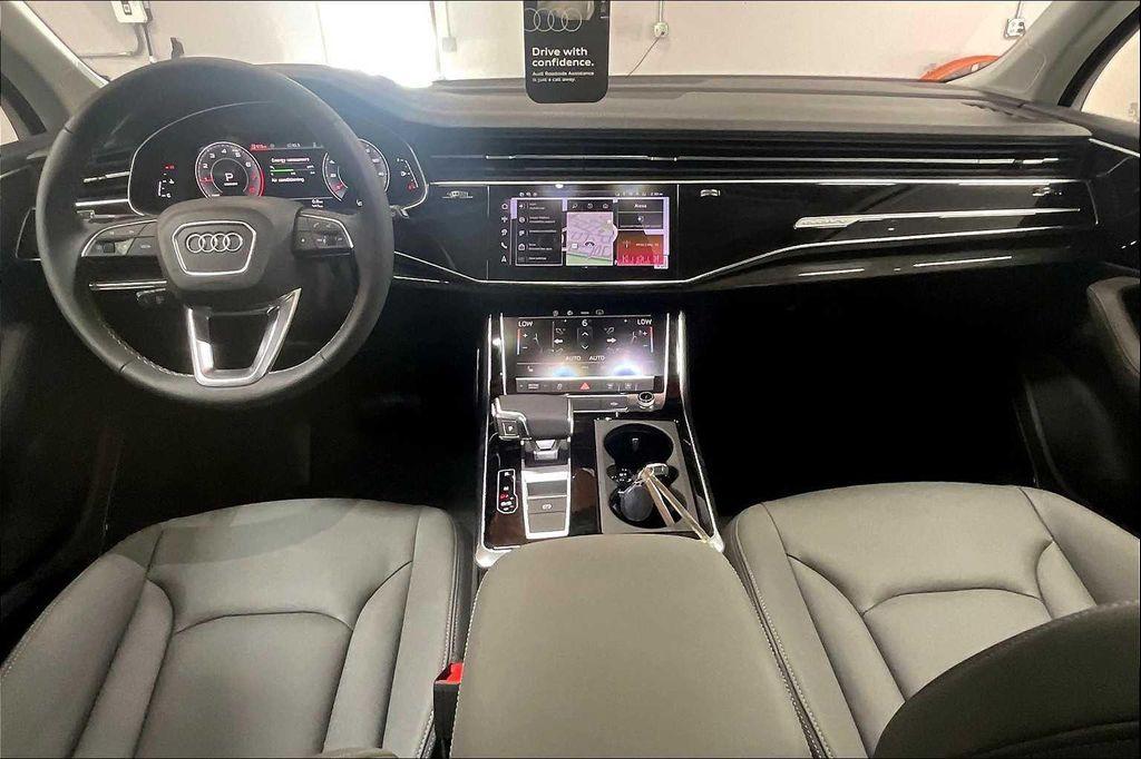new 2025 Audi Q7 car, priced at $76,050
