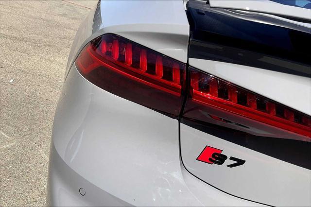 new 2025 Audi S7 car, priced at $109,595