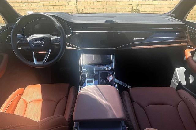 new 2025 Audi Q7 car, priced at $87,595