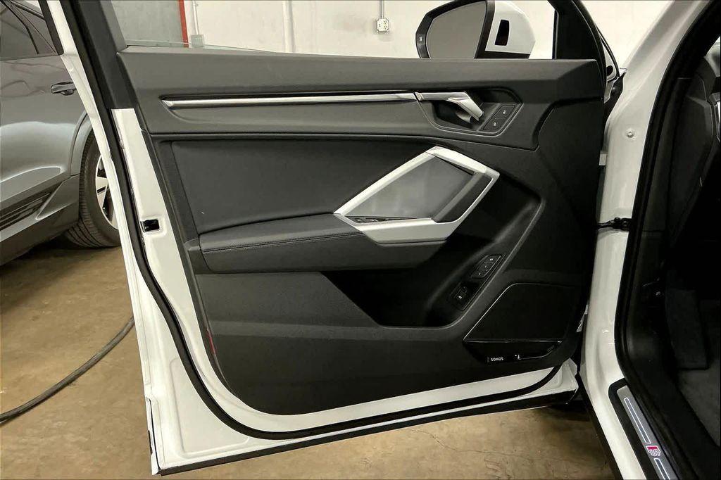 new 2025 Audi Q3 car, priced at $44,060