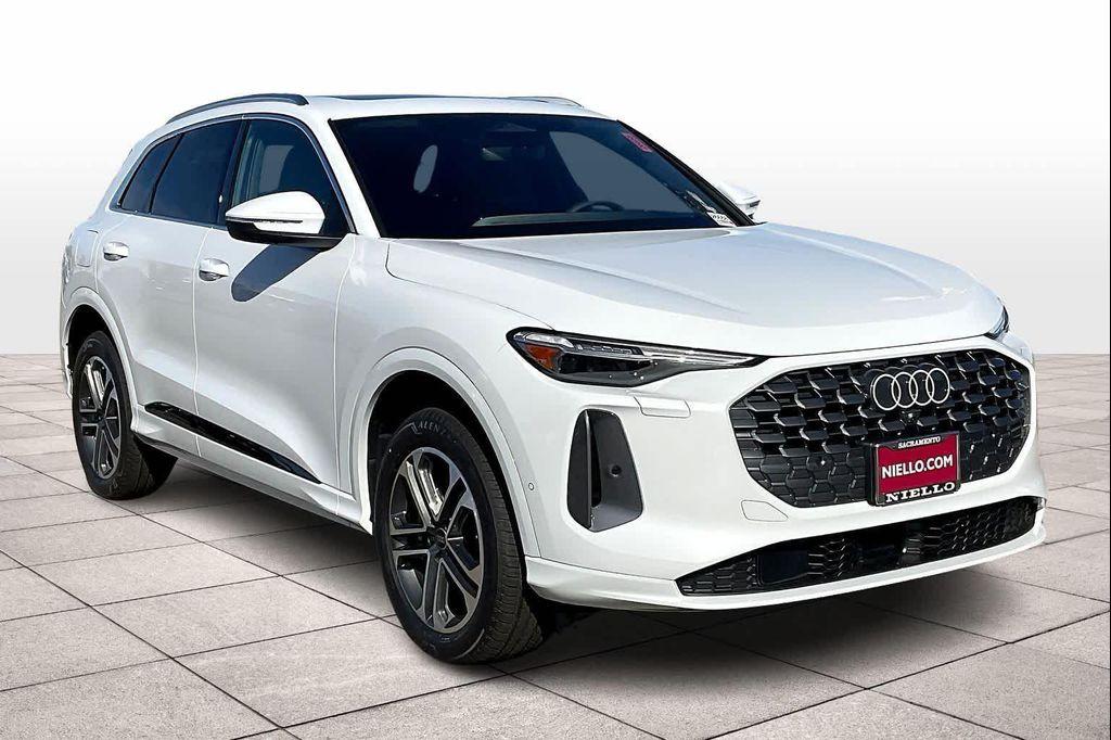 new 2025 Audi Q5 car, priced at $59,640