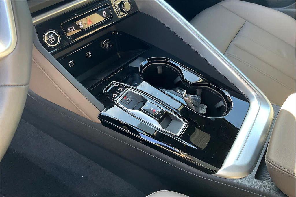 new 2025 Audi Q5 car, priced at $59,640