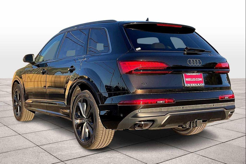 new 2025 Audi Q7 car, priced at $72,840