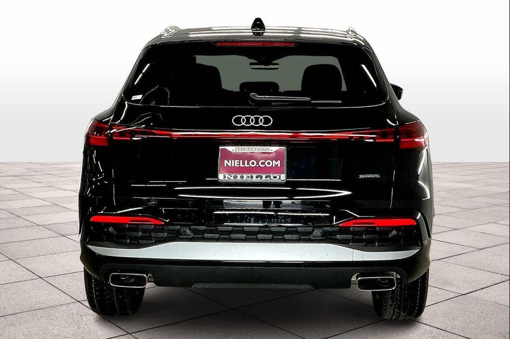 new 2025 Audi Q5 car, priced at $59,640