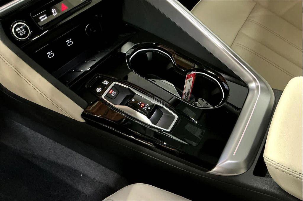 new 2025 Audi Q5 car, priced at $59,640
