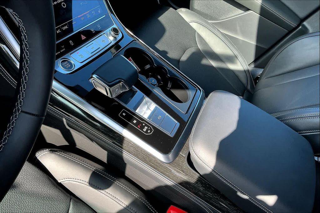 new 2025 Audi Q8 car, priced at $91,505