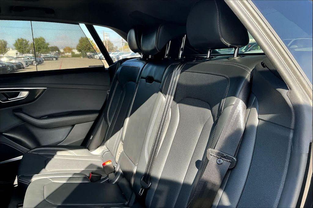 new 2025 Audi Q8 car, priced at $91,505