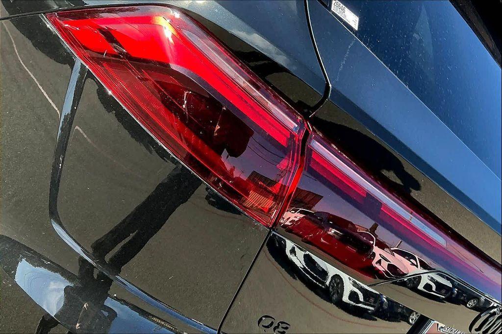 new 2025 Audi Q8 car, priced at $91,505