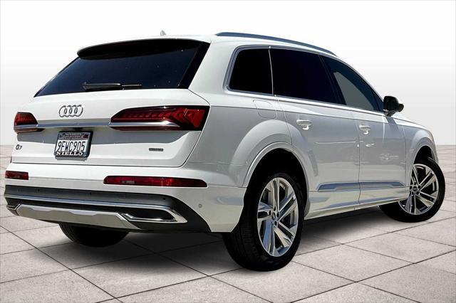 used 2023 Audi Q7 car, priced at $43,574