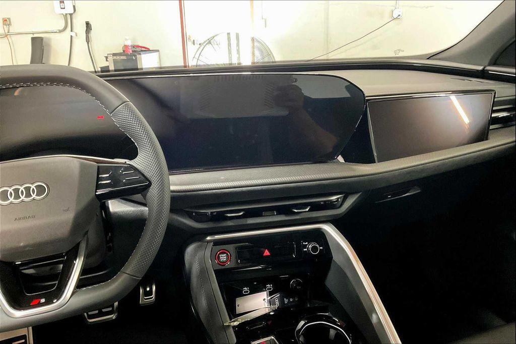 new 2025 Audi SQ5 car, priced at $74,740