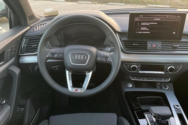 new 2025 Audi Q5 car, priced at $70,905