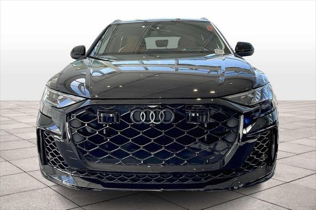 new 2025 Audi RS Q8 car, priced at $147,090