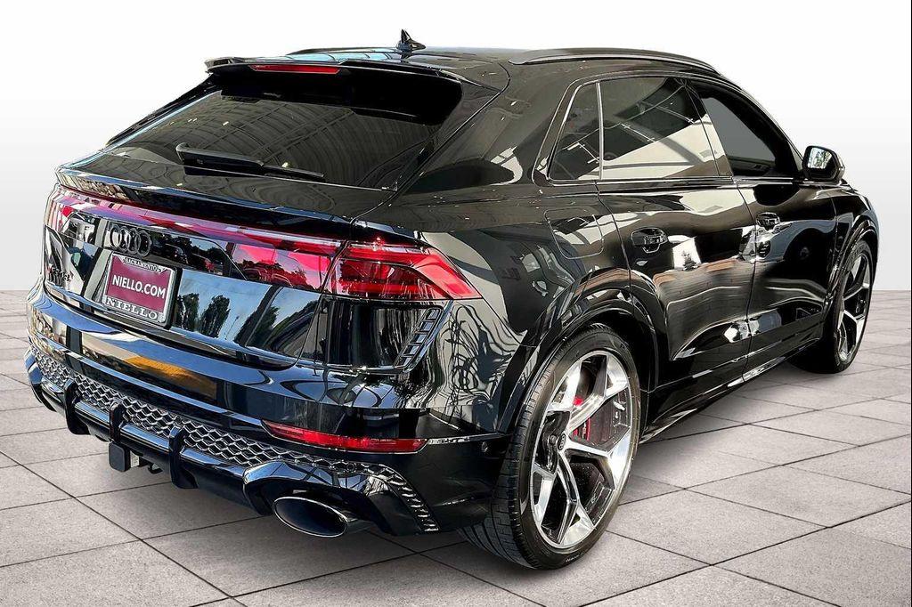 new 2025 Audi RS Q8 car, priced at $132,381