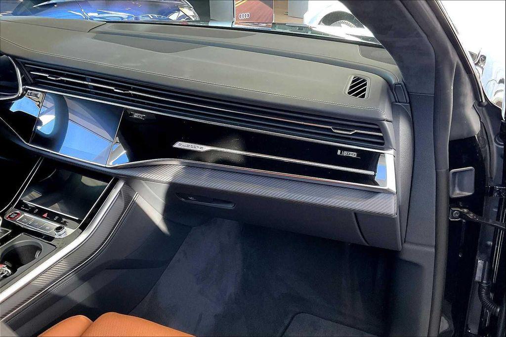 new 2025 Audi RS Q8 car, priced at $132,381