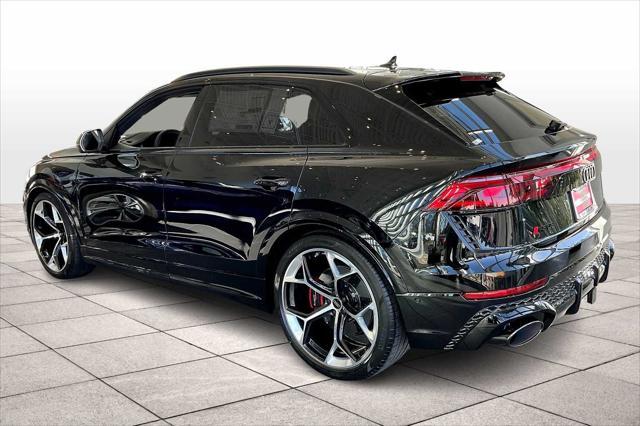 new 2025 Audi RS Q8 car, priced at $147,090