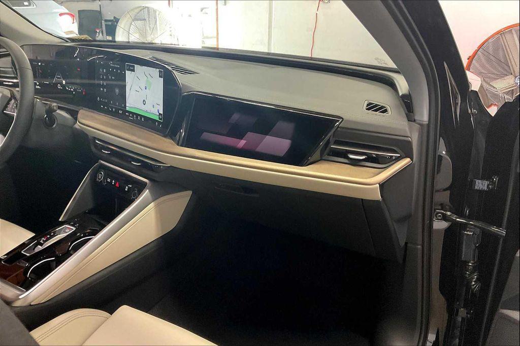 new 2025 Audi Q5 car, priced at $63,940