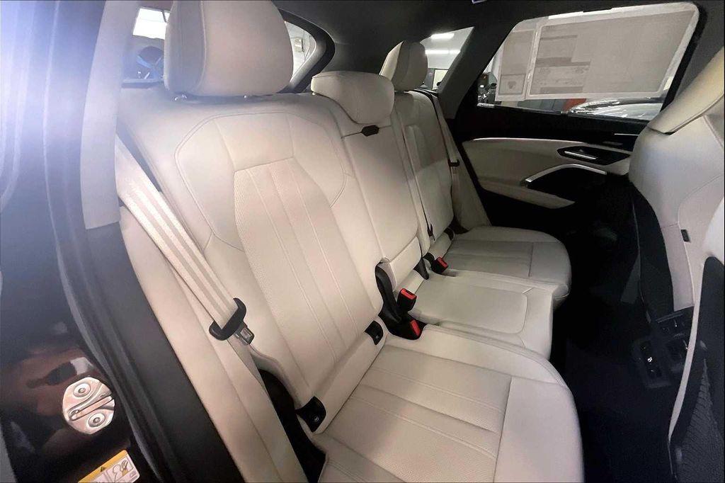 new 2025 Audi Q5 car, priced at $63,940