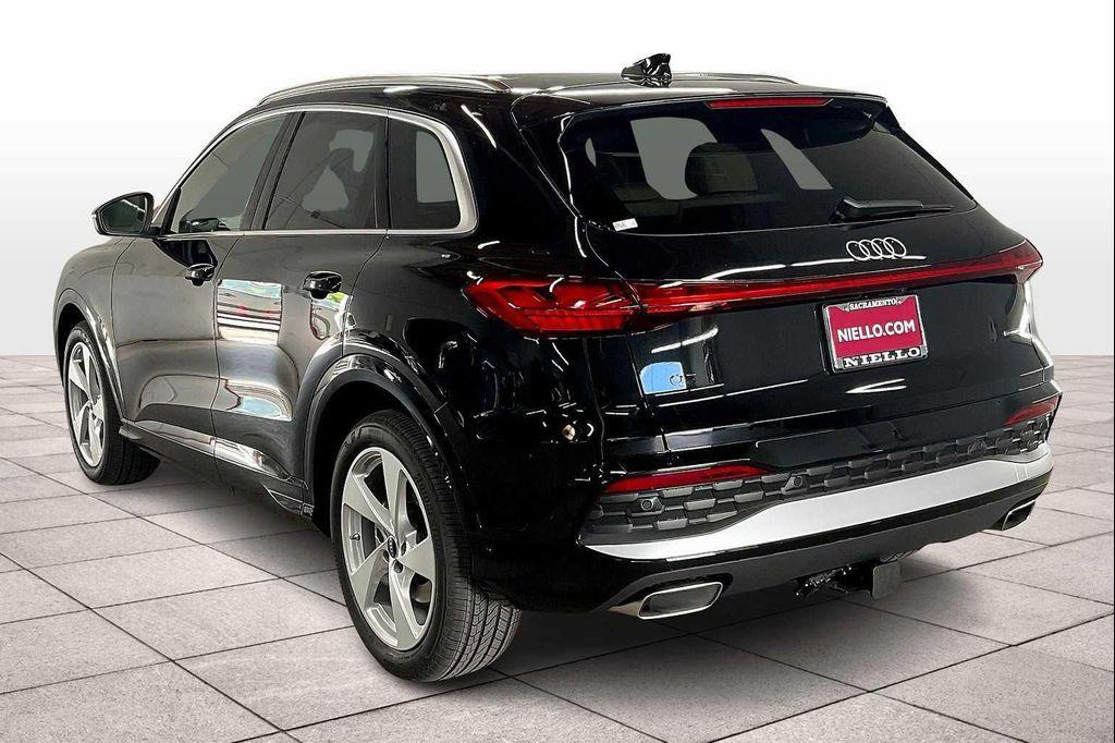 new 2025 Audi Q5 car, priced at $63,940