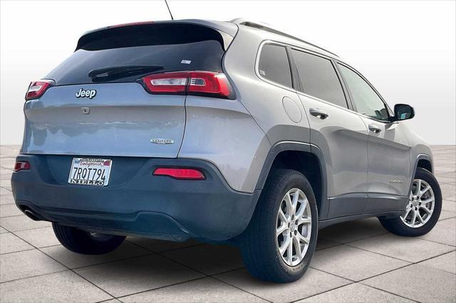 used 2016 Jeep Cherokee car, priced at $11,446