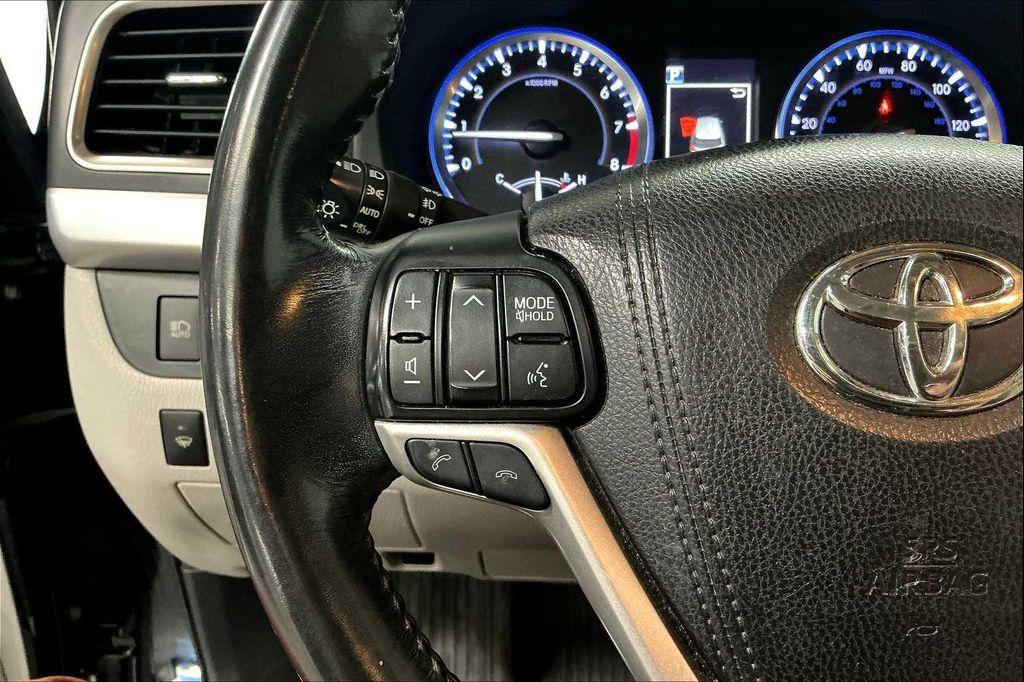 used 2018 Toyota Highlander car, priced at $23,991