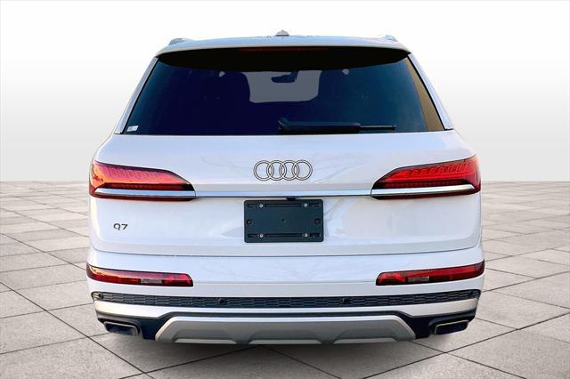 new 2025 Audi Q7 car, priced at $68,690