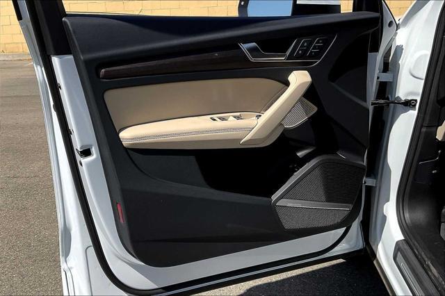 new 2025 Audi Q5 car, priced at $67,590