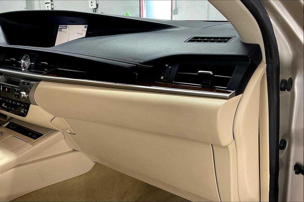 used 2015 Lexus ES 350 car, priced at $20,454