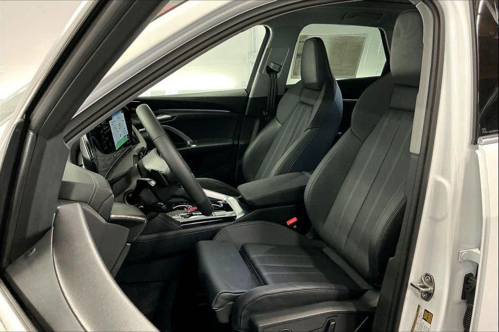 new 2025 Audi Q5 car, priced at $62,945