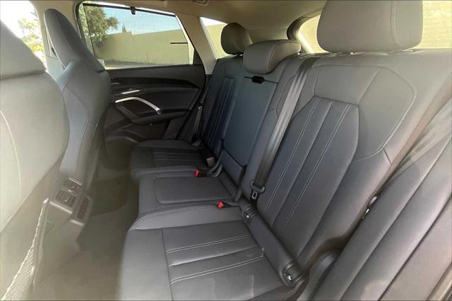 new 2025 Audi Q5 car, priced at $60,680