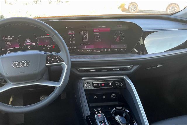 new 2025 Audi Q5 car, priced at $60,680