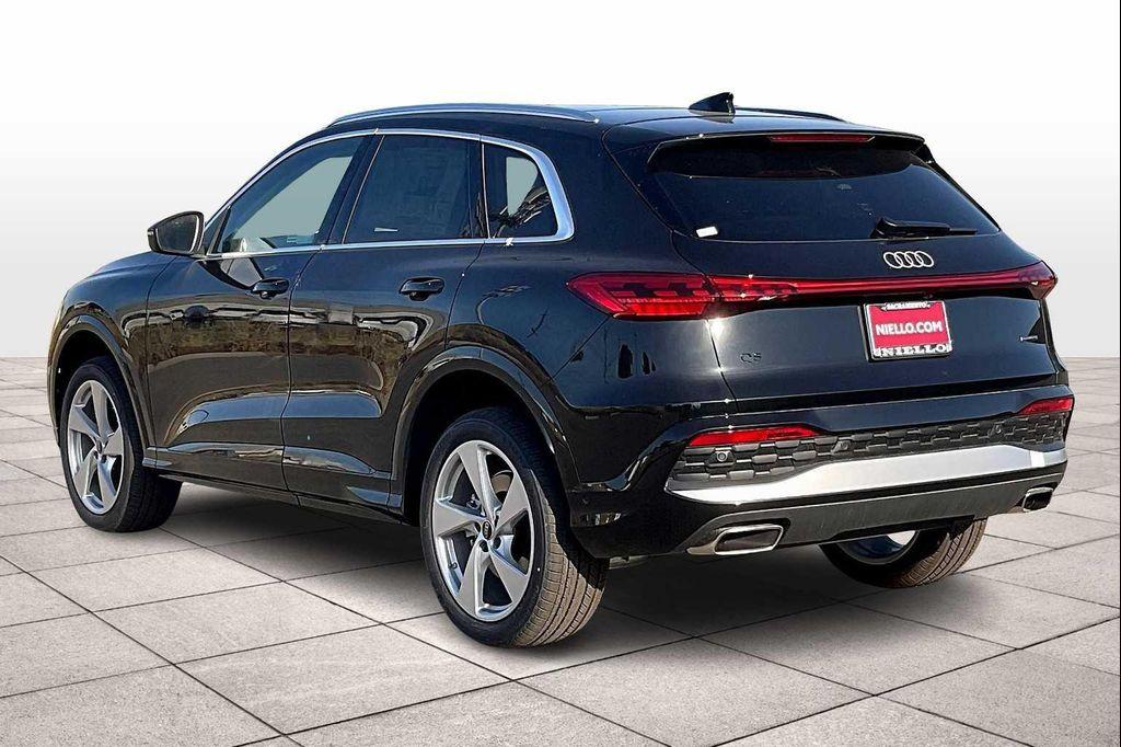 new 2025 Audi Q5 car, priced at $59,431