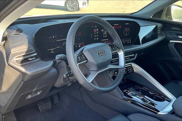 new 2025 Audi Q5 car, priced at $60,680