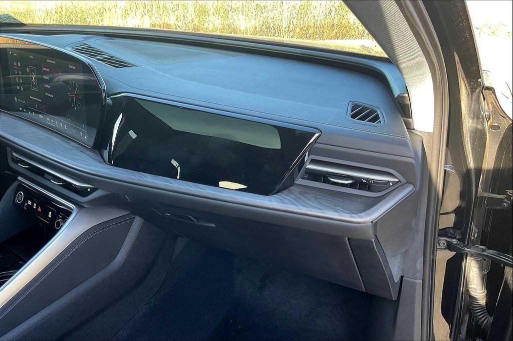 new 2025 Audi Q5 car, priced at $59,431