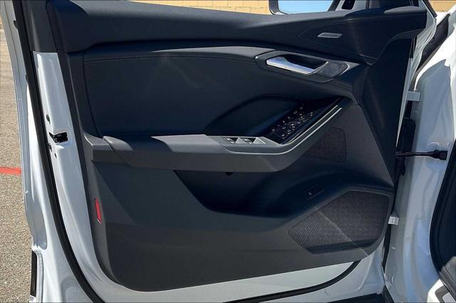 new 2025 Audi Q6 e-tron car, priced at $72,125