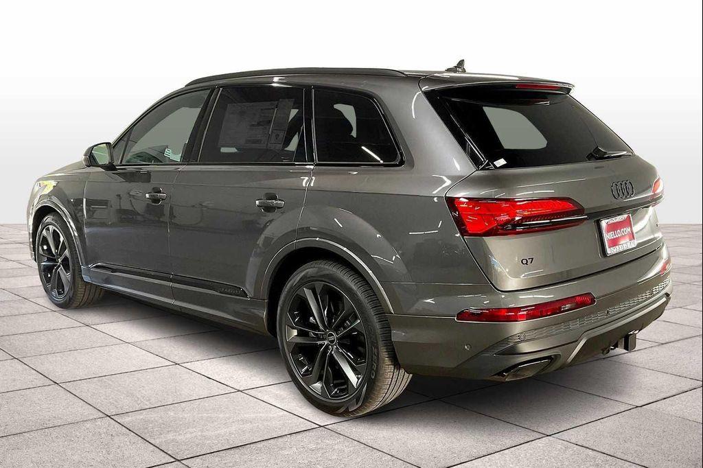 new 2025 Audi Q7 car, priced at $84,350