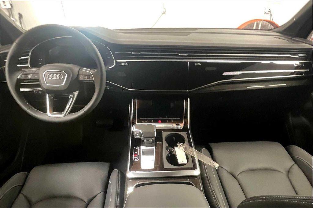 new 2025 Audi Q7 car, priced at $84,350