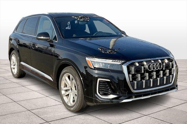 new 2025 Audi Q7 car, priced at $80,870