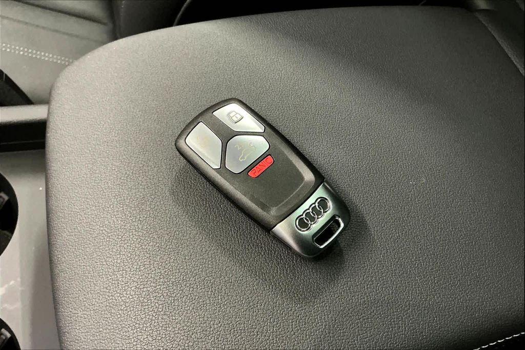used 2025 Audi Q5 car, priced at $41,275