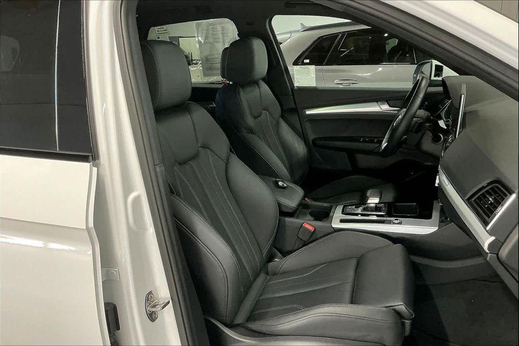 used 2025 Audi Q5 car, priced at $41,275