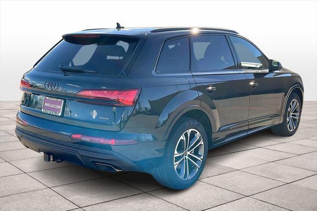 new 2025 Audi Q7 car, priced at $67,890