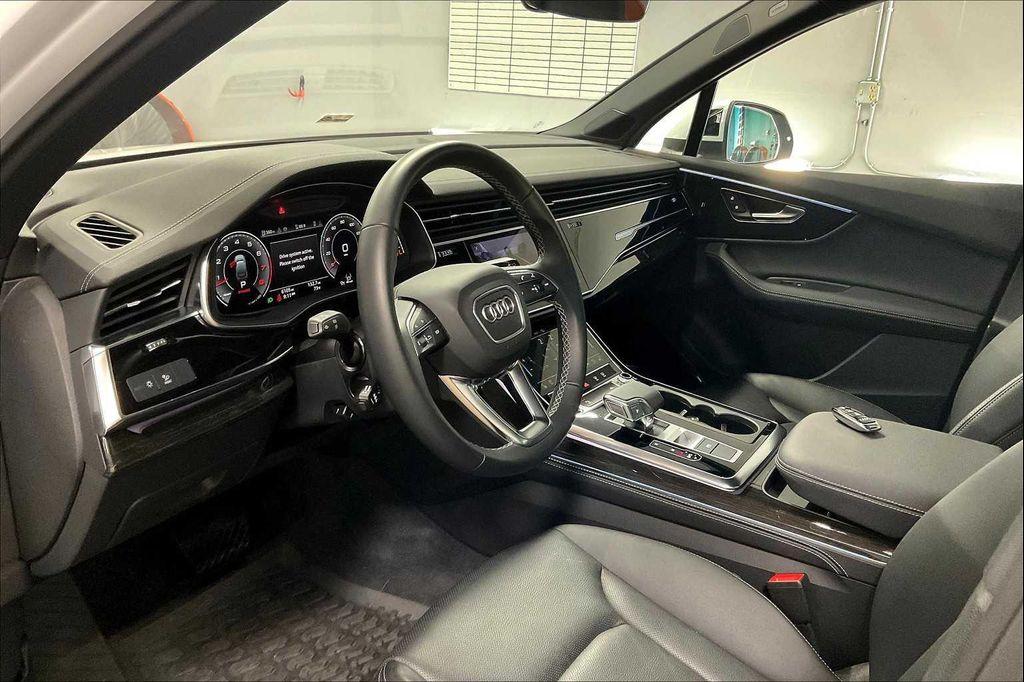 used 2025 Audi Q7 car, priced at $60,428