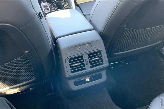 new 2025 Audi Q5 car, priced at $60,680