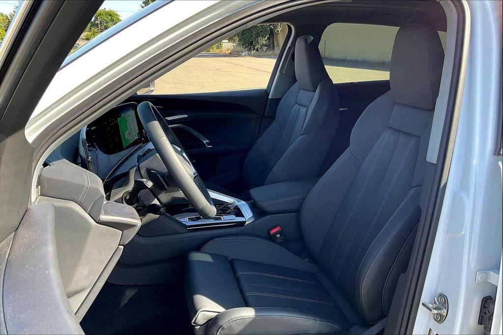 new 2025 Audi Q5 car, priced at $58,931
