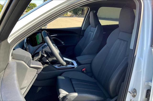 new 2025 Audi Q5 car, priced at $60,680
