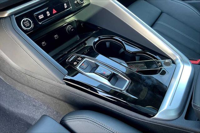 new 2025 Audi Q5 car, priced at $60,680